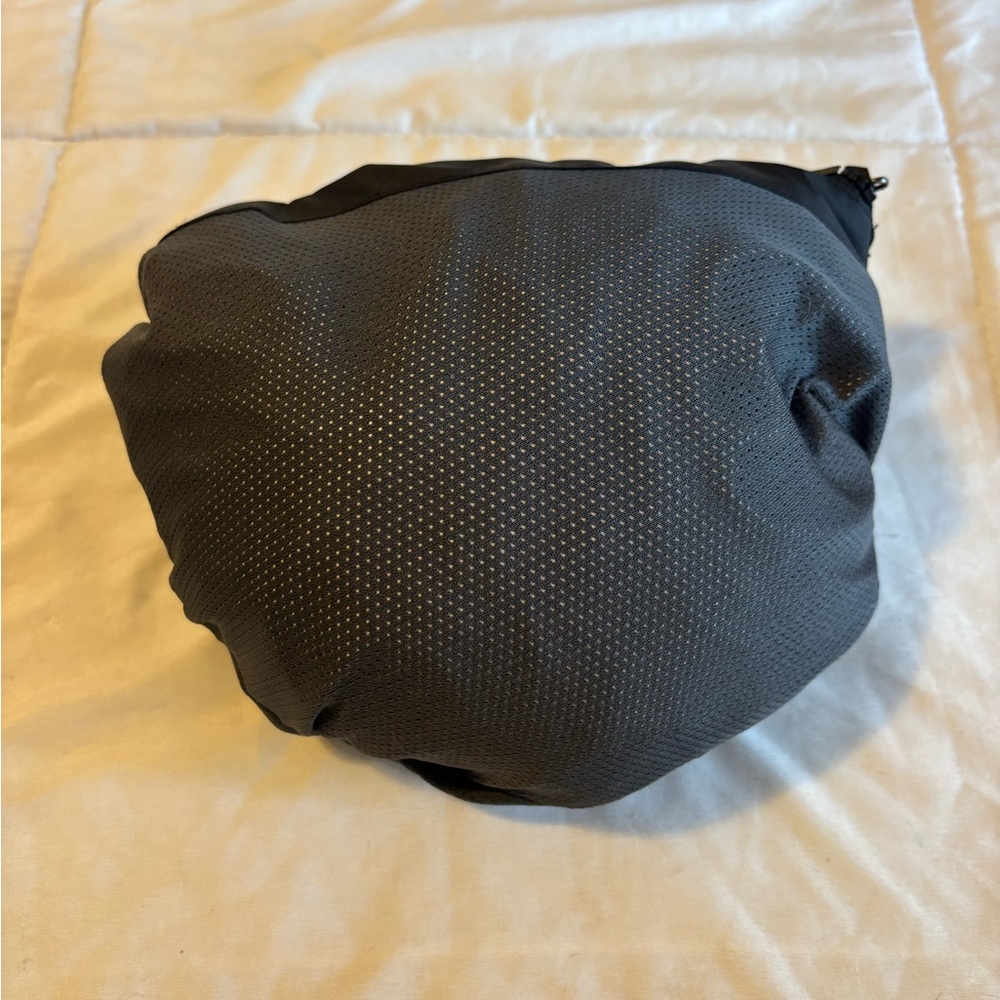 REI Trailmade Hooded Rain Jacket - Women’s Medium - Black - Waterproof - Picture 11 of 11